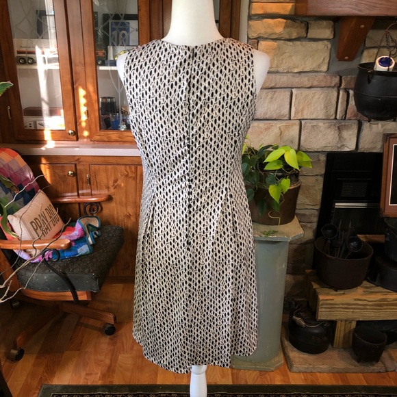 MADISON LEIGH SIZE 6 BLACK AND TAN SLEEVELESS DRESS - Picture 4 of 4